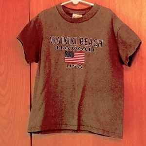 Hanes Boy’s WAIKIKI BEACH HAWAII size 10 t shirt tee American flag graphic